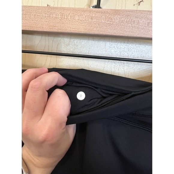 Lululemon Mesh Leggings - Picture 5 of 5